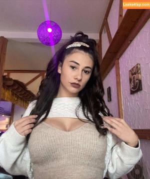 Romanian Girls photo #0087