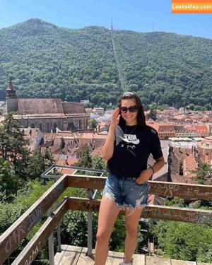 Romanian Girls photo #0091