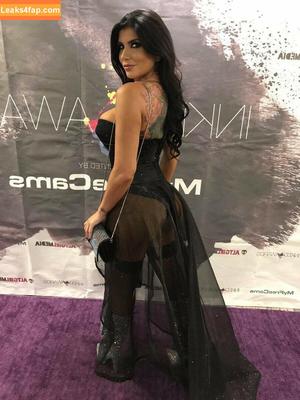 Romi Rain photo #0175