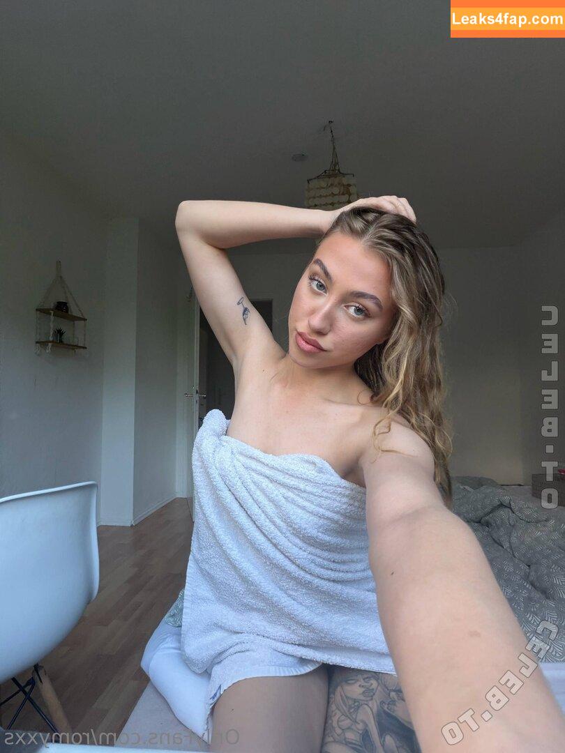 Romyxxs free nudes