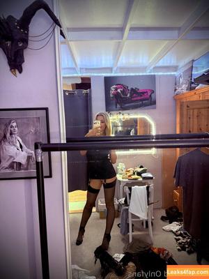 rosabrighid photo #0335
