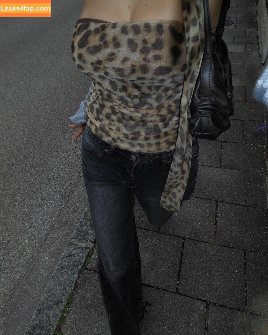 rosalie / r.osalied / sweeetrosalie leaked photo photo #0042