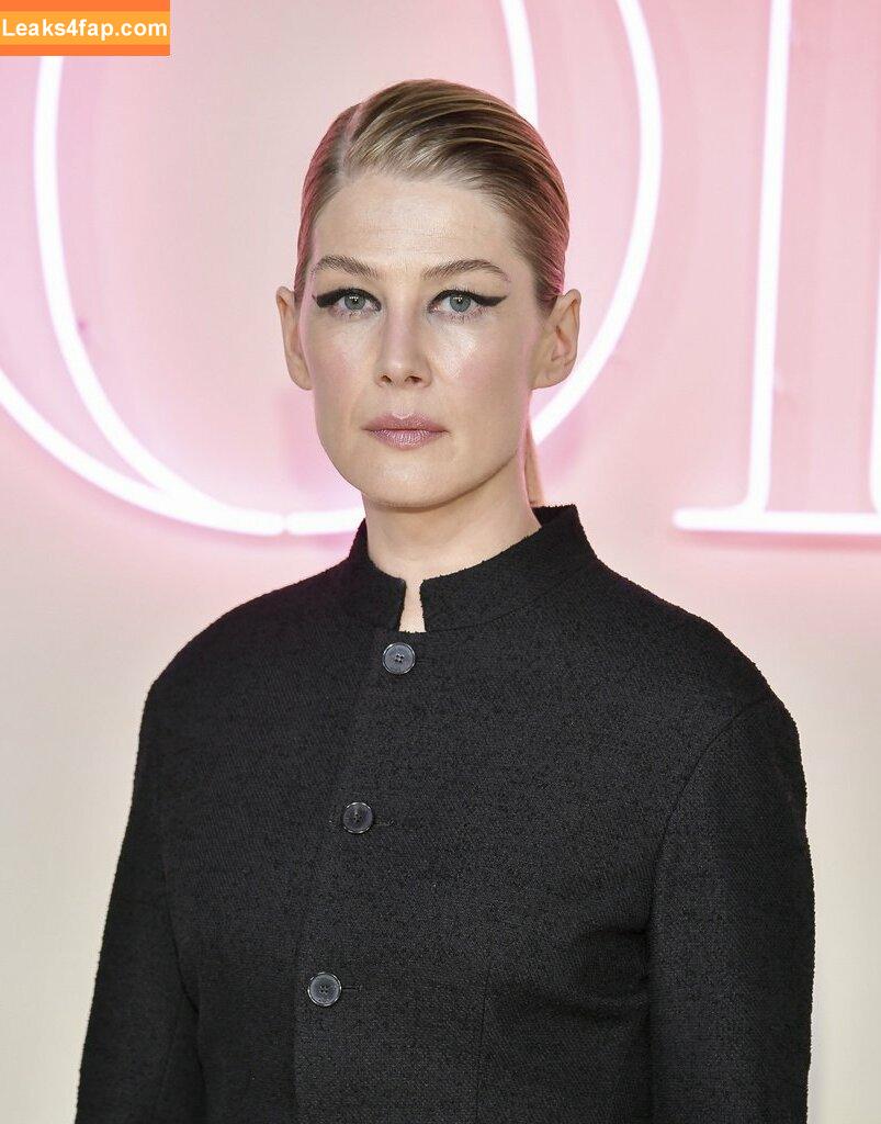 Rosamund Pike / mspike слитое фото фото #0105