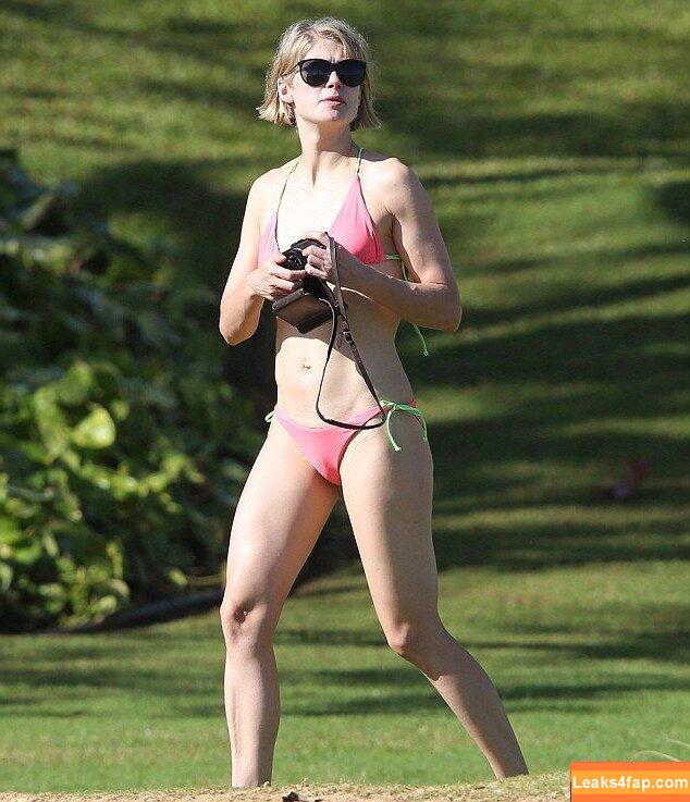 Rosamund Pike / mspike leaked photo photo #0173