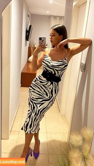 Rosario Matew photo #0025