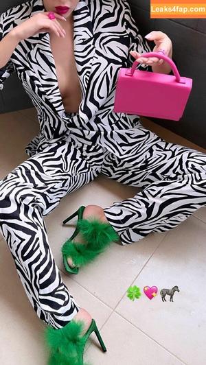 Rosario Matew photo #0044