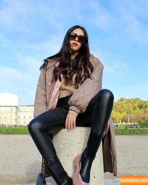 Rosario Matew photo #0113