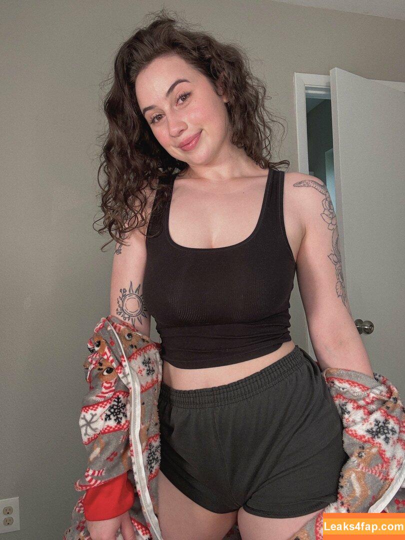 Rose Beck / imrosebeck / rosebeckart leaked photo photo #1285