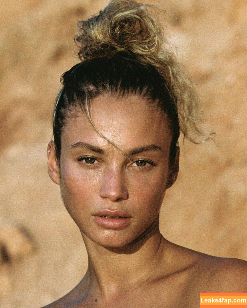 Rose Bertram / rose_bertram leaked photo photo #0115