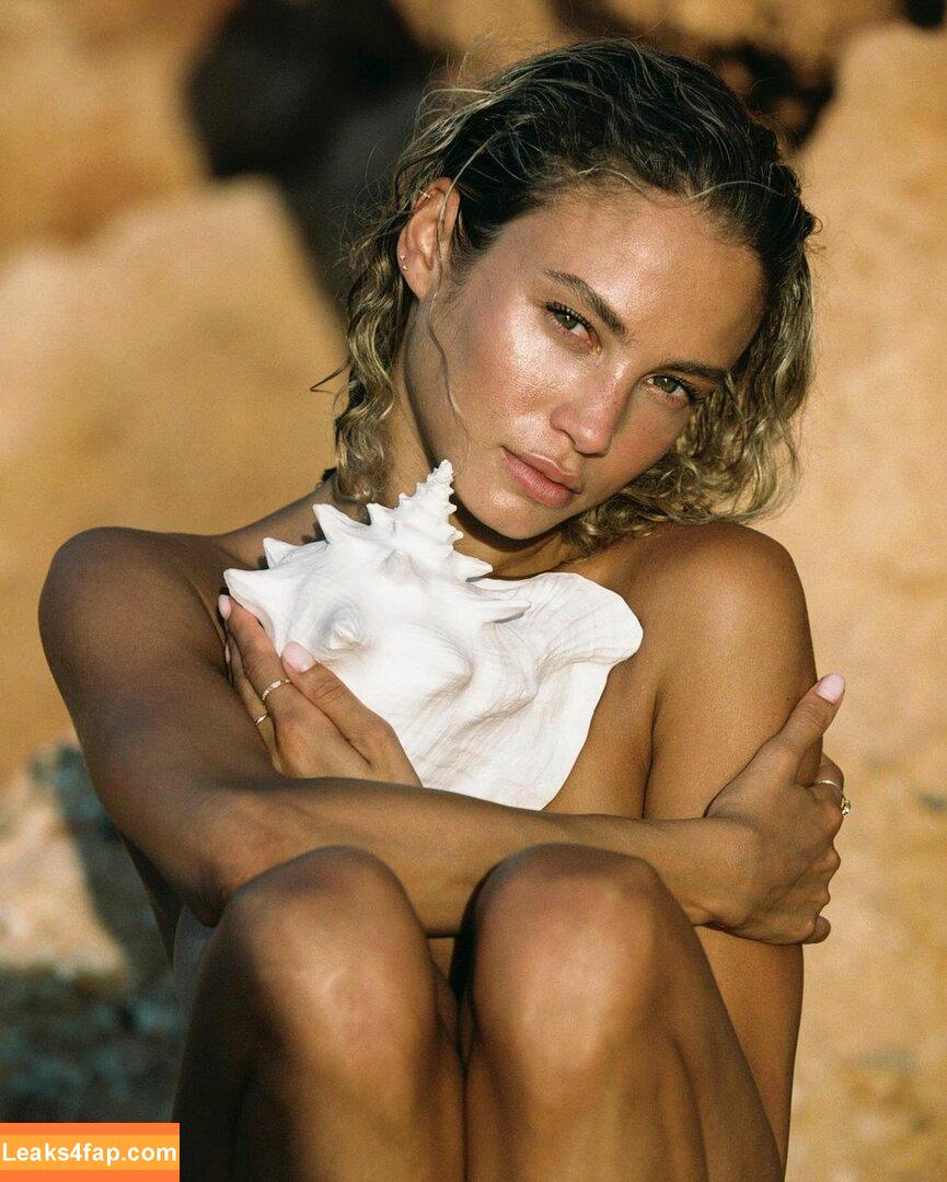 Rose Bertram / rose_bertram leaked photo photo #0118