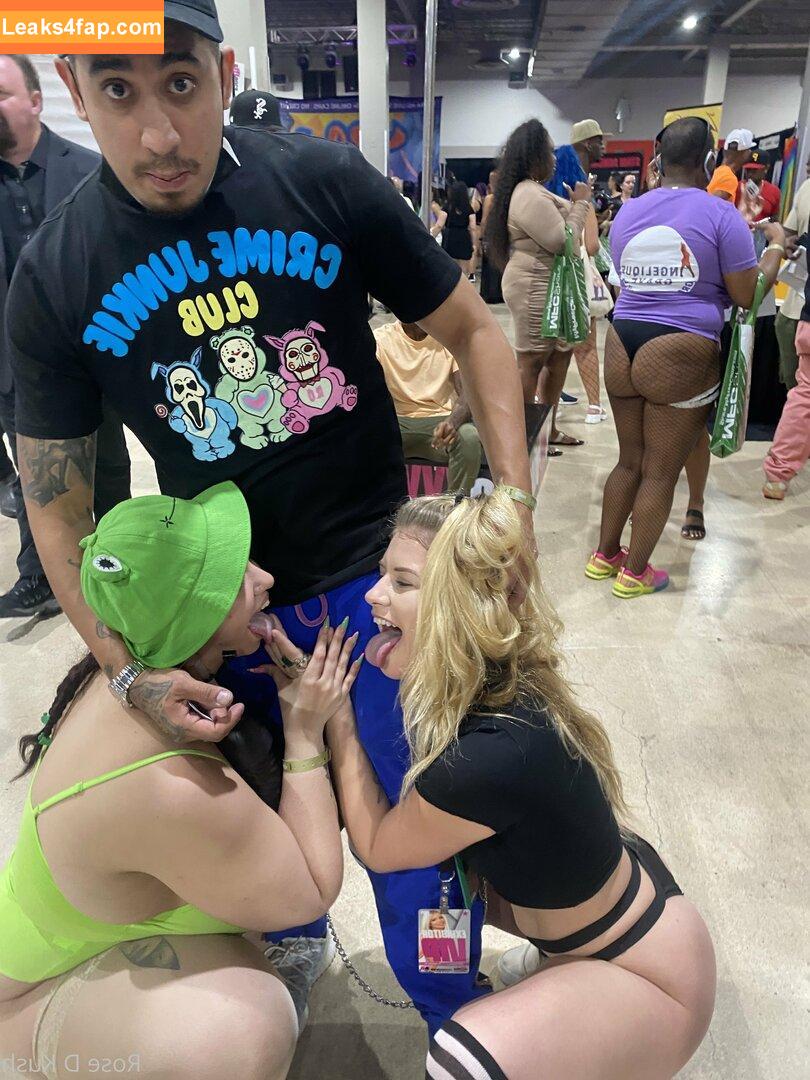 rose_d_kush / rosedkush__ leaked photo photo #0041