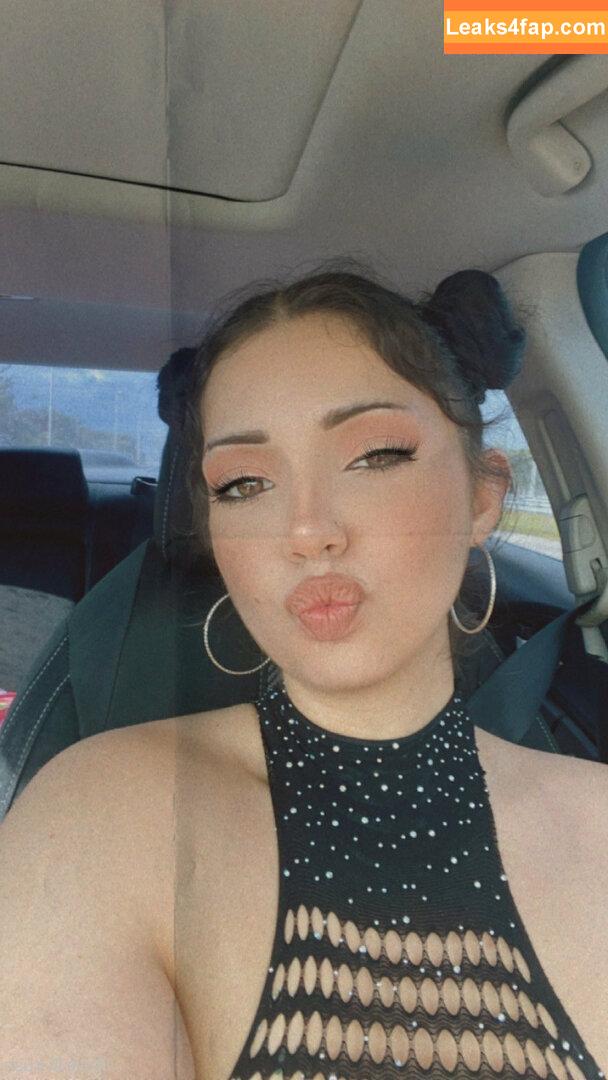 rose_d_kush / rosedkush__ leaked photo photo #0042