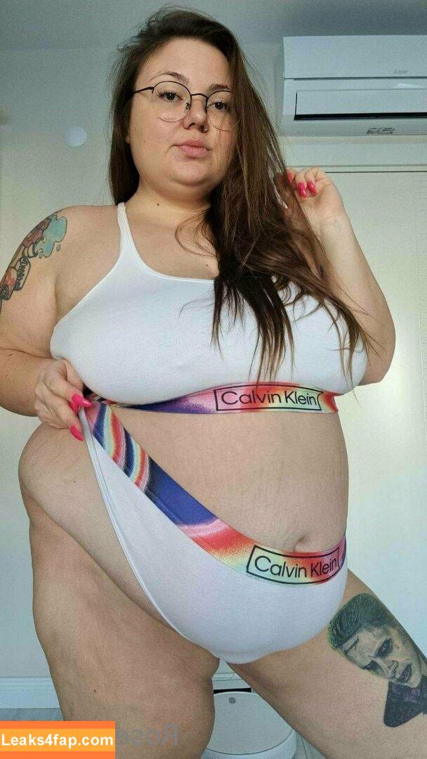 rose_d_kush / rosedkush__ leaked photo photo #0107