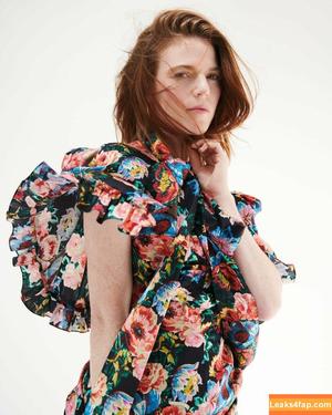 Rose Leslie photo #0006