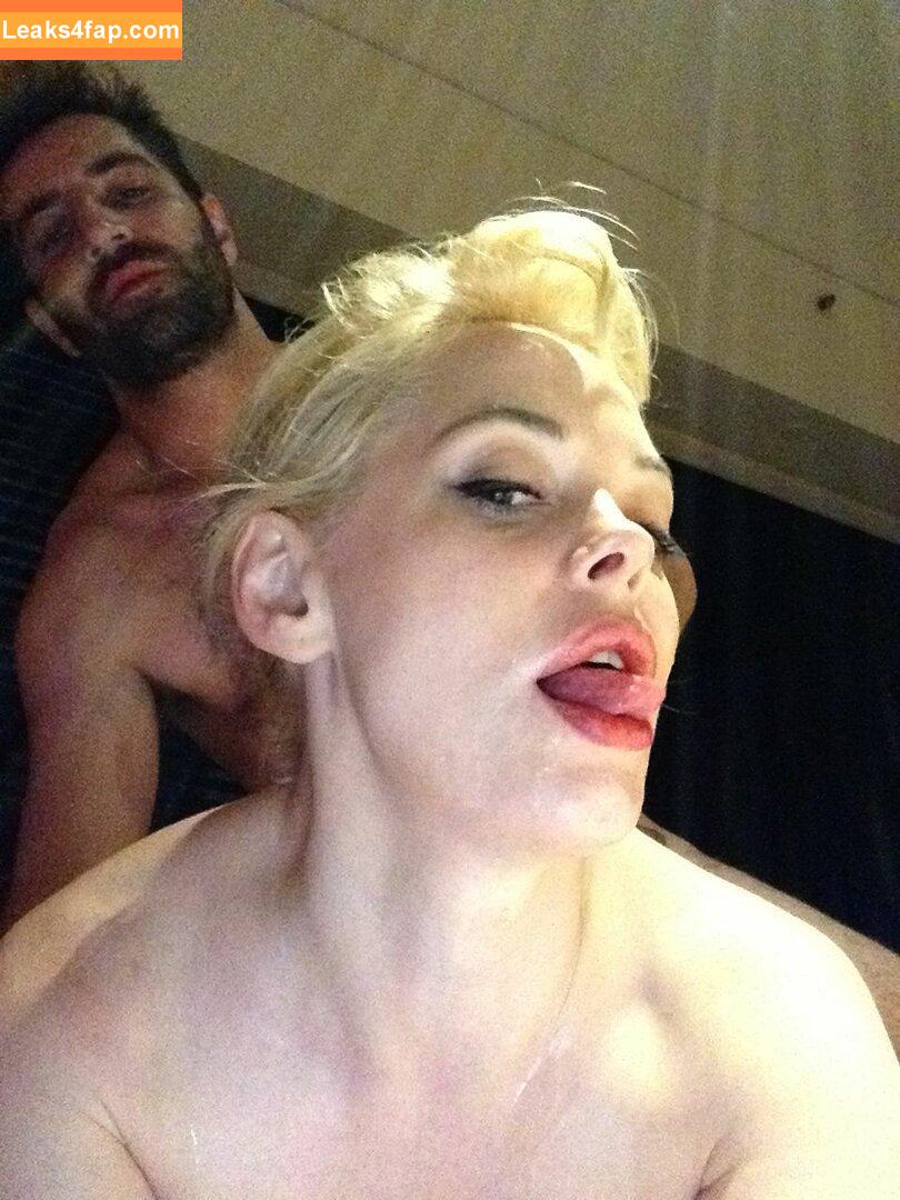 Rose Mcgowan / rosemcgowan leaked photo photo #0147