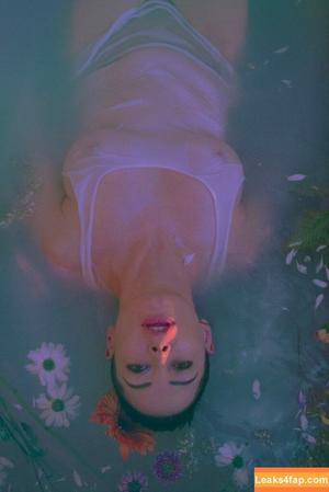 Rose Mcgowan photo #0013