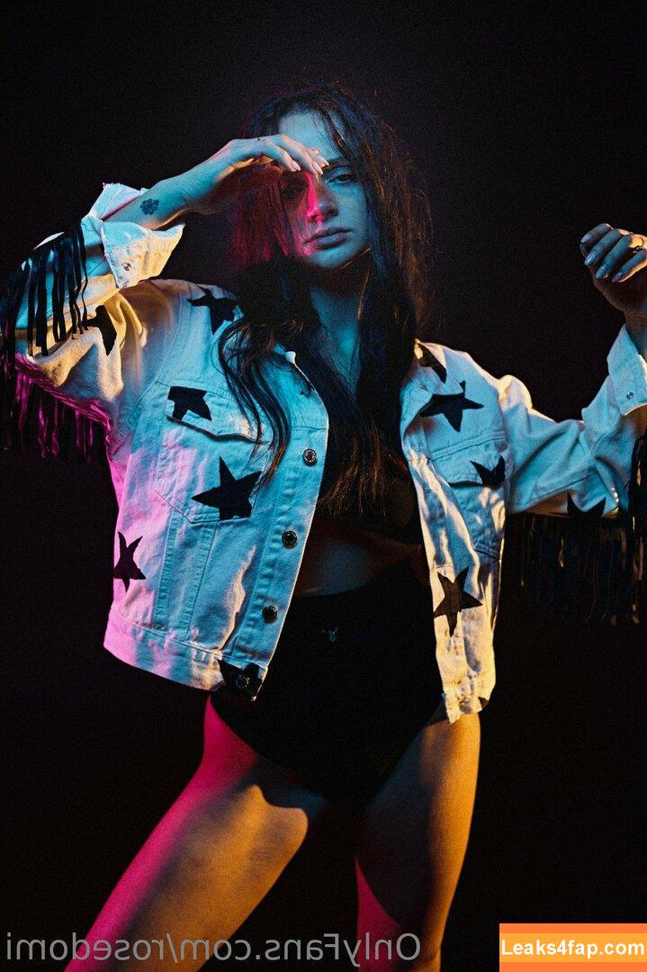 rosedomi /  leaked photo photo #0162