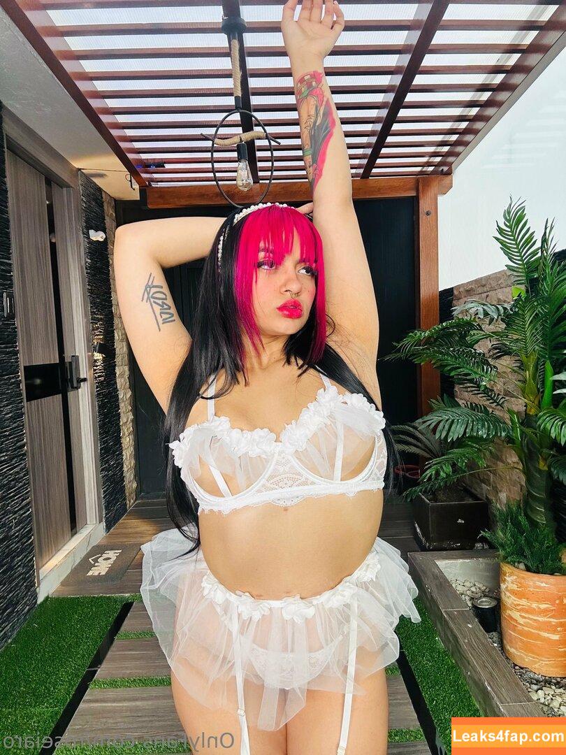 roseiaro / r.e.rosario leaked photo photo #0333