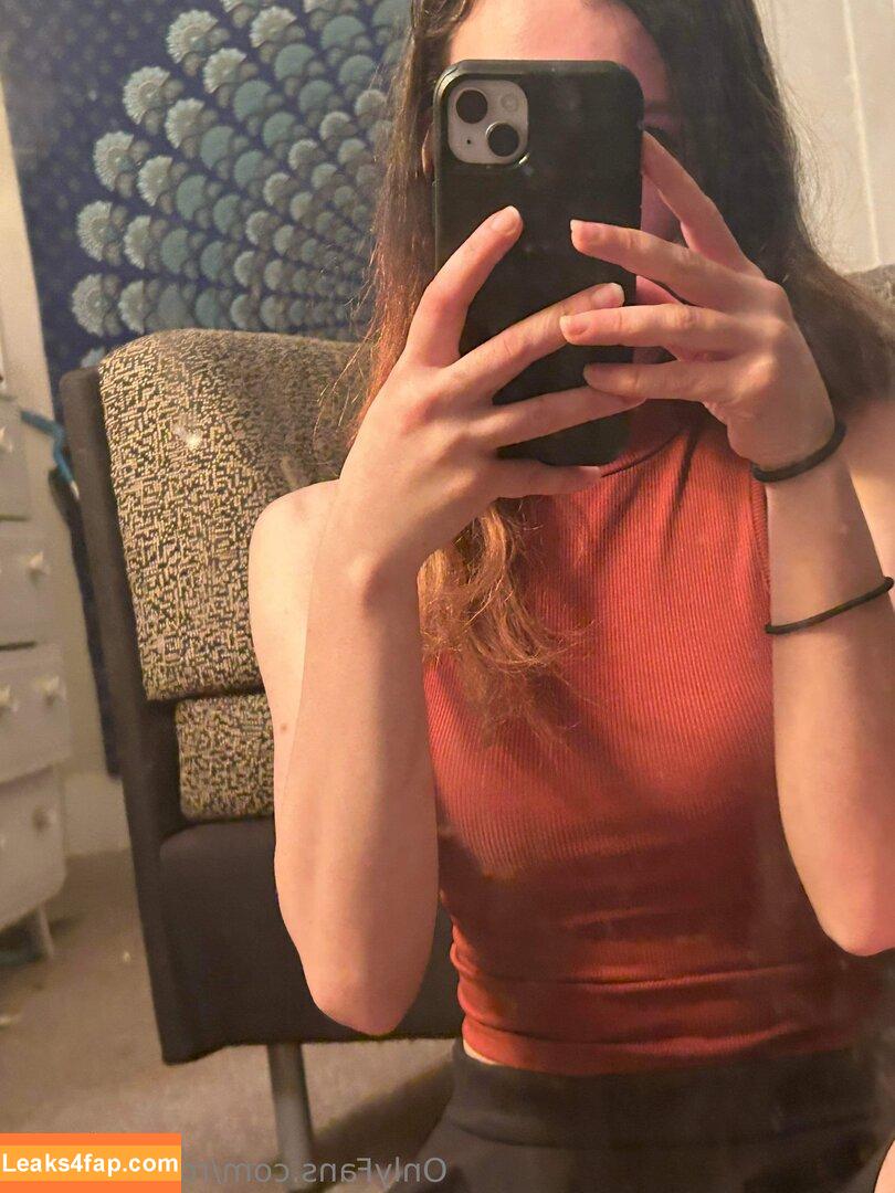 roselinaaaaa / roselinaaaa leaked photo photo #0001