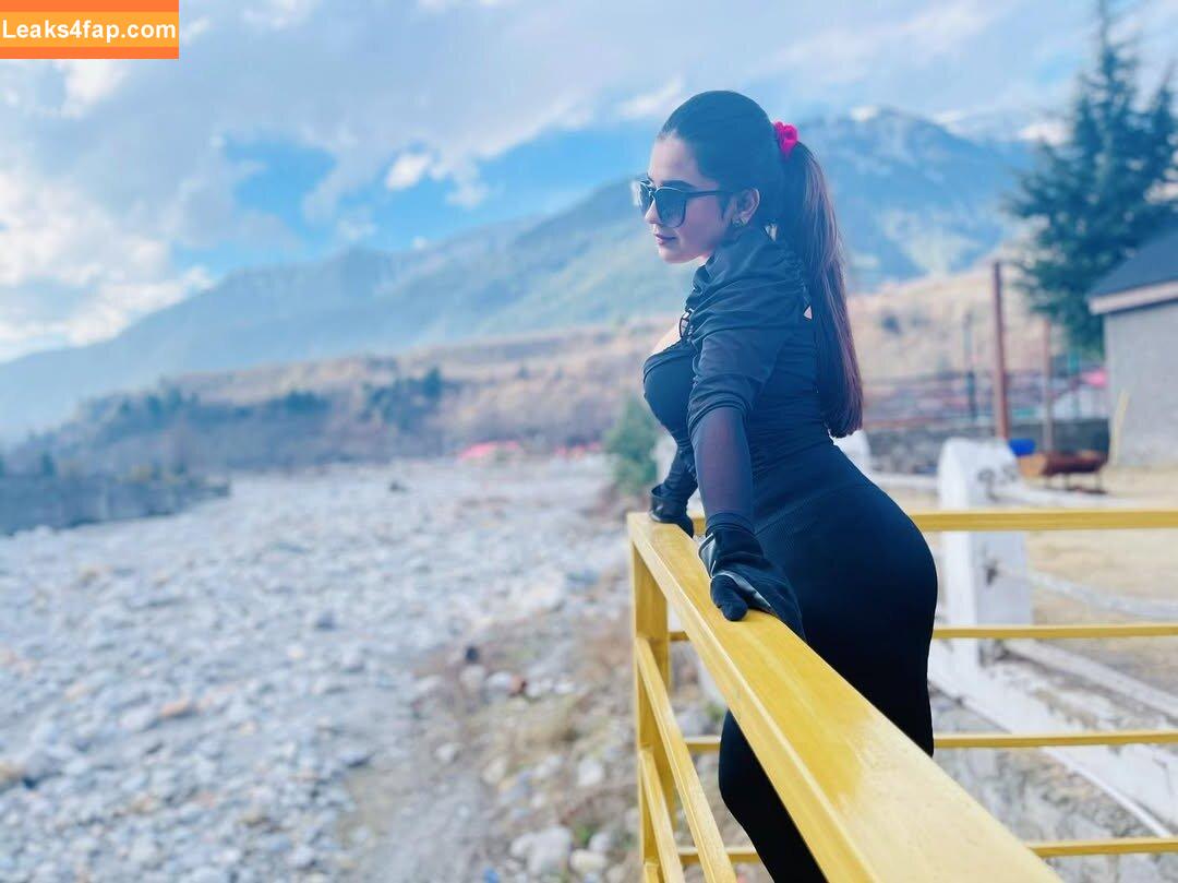 Roshni Walia / roshniwaliaa leaked photo photo #0019