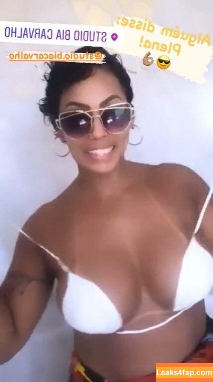 Rosiane Pinheiro / rosianepinheir / rosianepinheiro / rosypinheirotrans слитое фото фото #0029