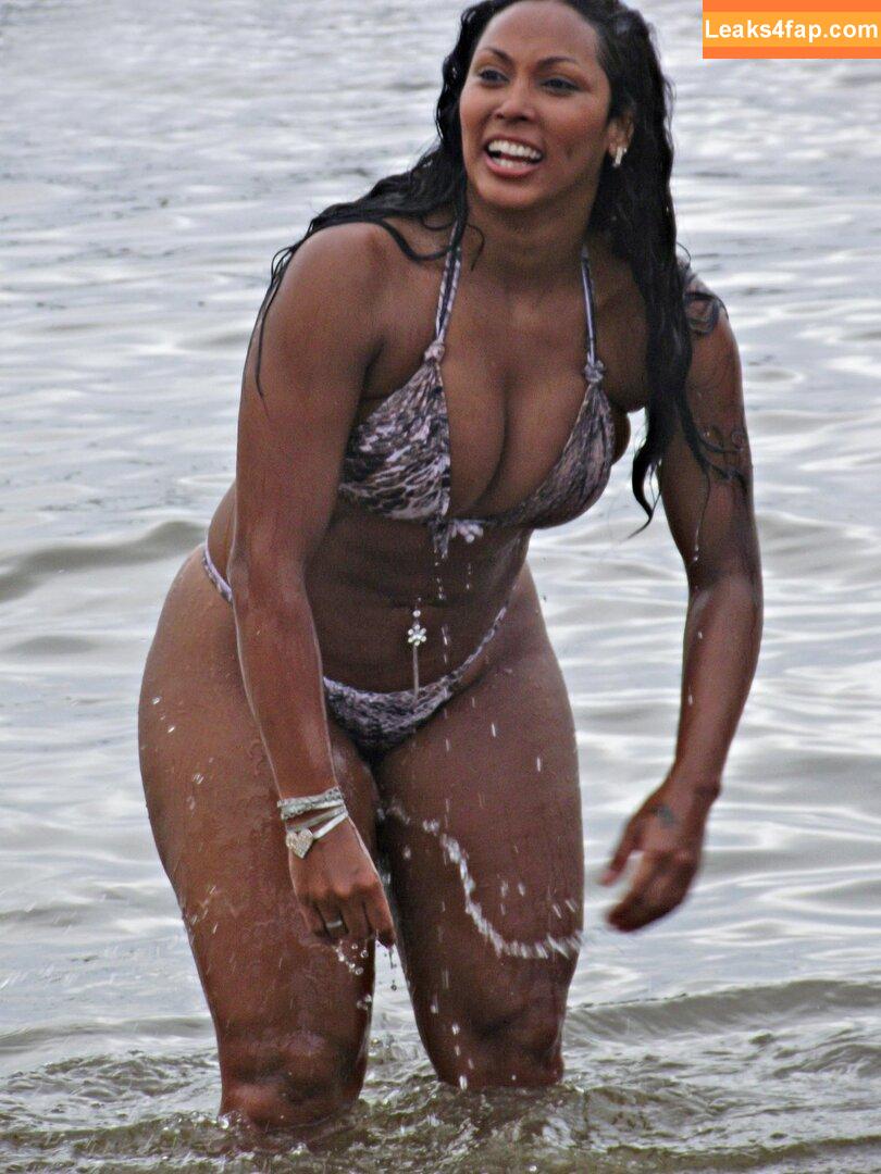 Rosiane Pinheiro / rosianepinheir / rosianepinheiro / rosypinheirotrans слитое фото фото #0048