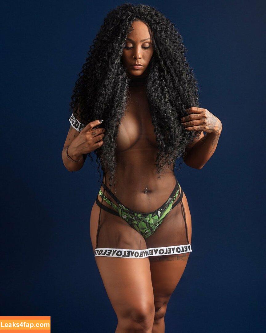 Rosiane Pinheiro / rosianepinheir / rosianepinheiro / rosypinheirotrans слитое фото фото #0067