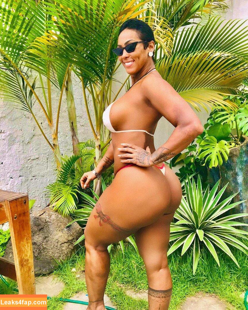 Rosiane Pinheiro / rosianepinheir / rosianepinheiro / rosypinheirotrans слитое фото фото #0070