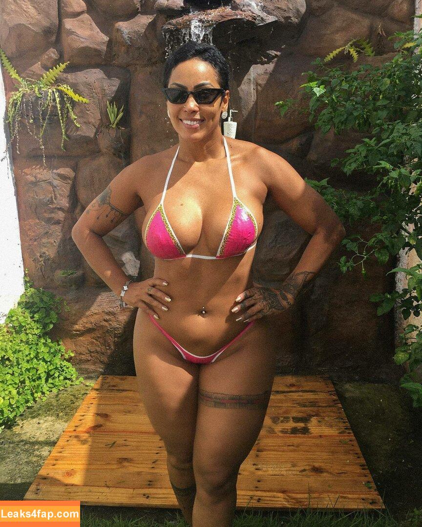 Rosiane Pinheiro / rosianepinheir / rosianepinheiro / rosypinheirotrans слитое фото фото #0077