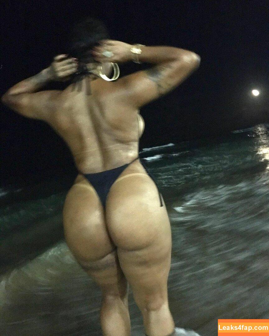 Rosiane Pinheiro / rosianepinheir / rosianepinheiro / rosypinheirotrans слитое фото фото #0121