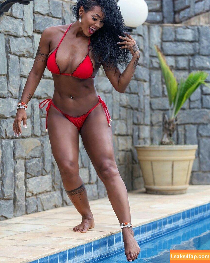 Rosiane Pinheiro / rosianepinheir / rosianepinheiro / rosypinheirotrans слитое фото фото #0145