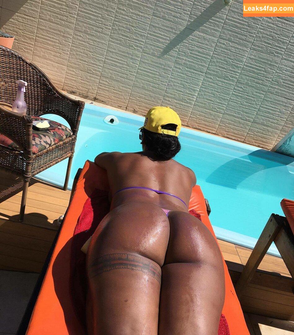 Rosiane Pinheiro / rosianepinheir / rosianepinheiro / rosypinheirotrans слитое фото фото #0146