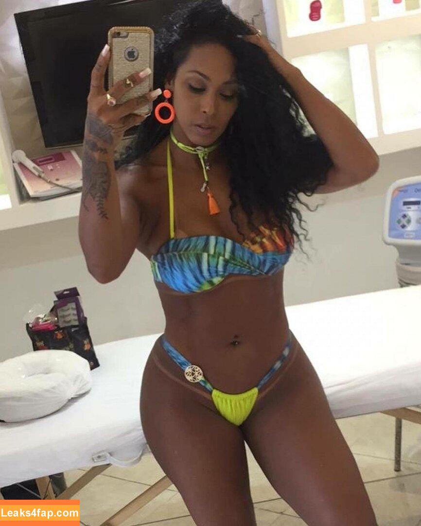 Rosiane Pinheiro / rosianepinheir / rosianepinheiro / rosypinheirotrans слитое фото фото #0192