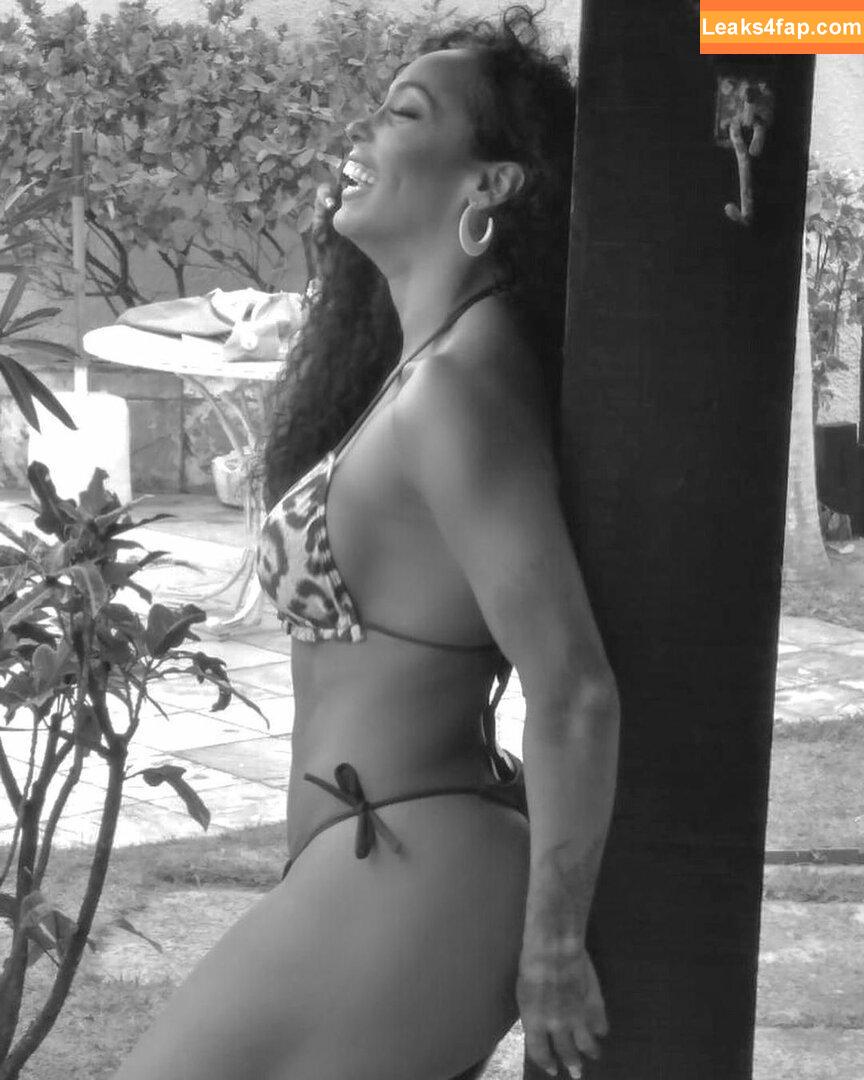 Rosiane Pinheiro / rosianepinheir / rosianepinheiro / rosypinheirotrans слитое фото фото #0200