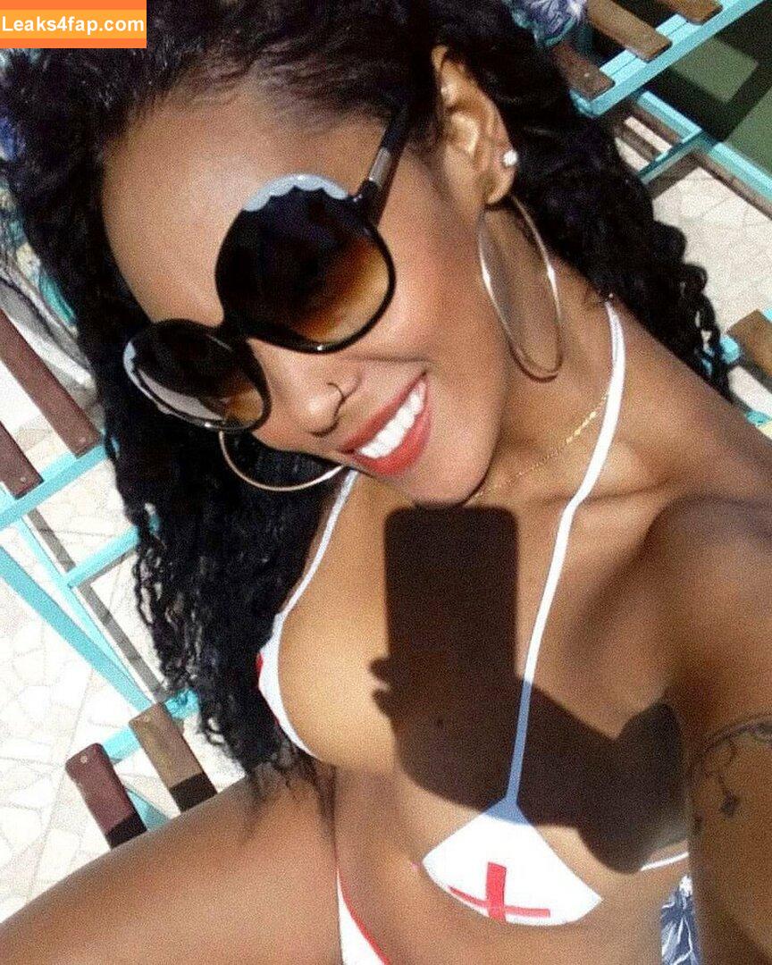 Rosiane Pinheiro / rosianepinheir / rosianepinheiro / rosypinheirotrans слитое фото фото #0220