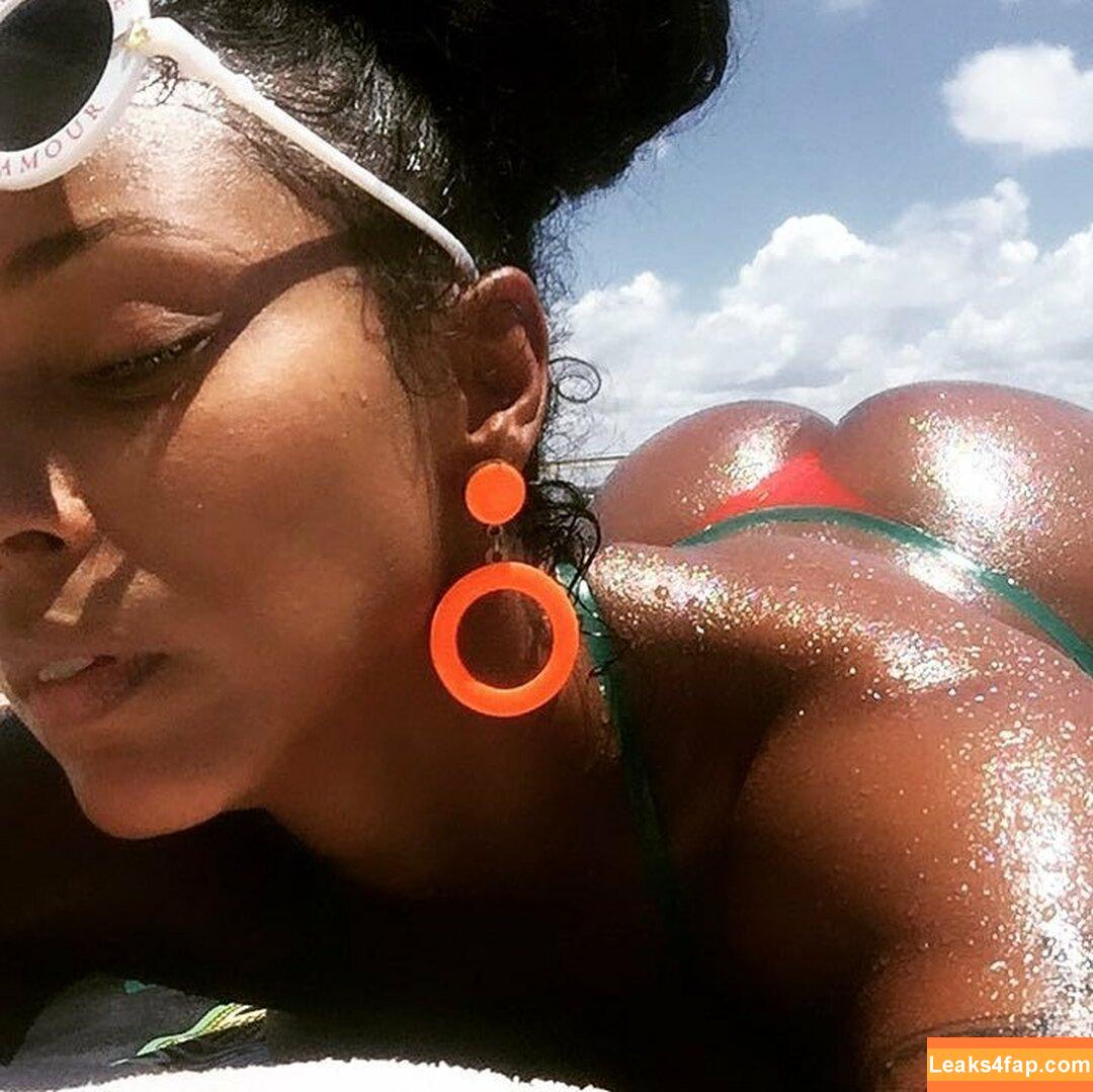 Rosiane Pinheiro / rosianepinheir / rosianepinheiro / rosypinheirotrans слитое фото фото #0236