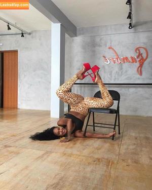 Rosiane Pinheiro фото #0184