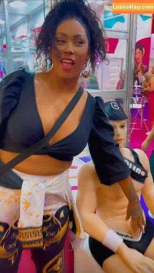 Rosiane Pinheiro фото #0275