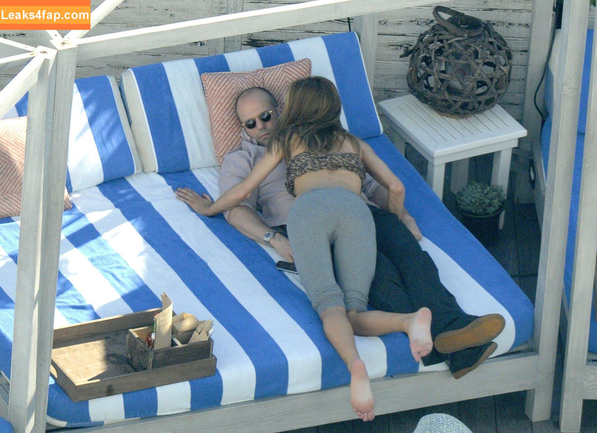 Rosie Huntington-Whiteley / rosiehw leaked photo photo #0047