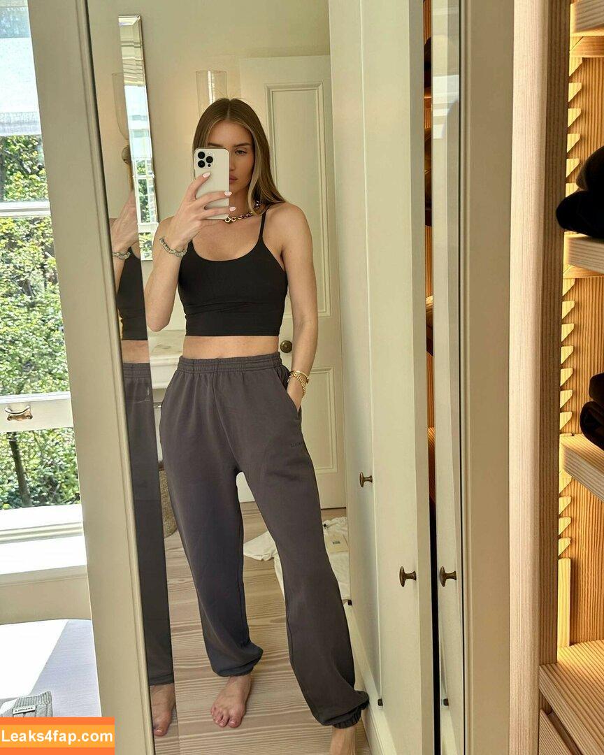 Rosie Huntington-Whiteley / rosiehw leaked photo photo #0101