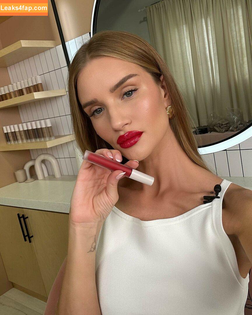 Rosie Huntington-Whiteley / rosiehw слитое фото фото #0108