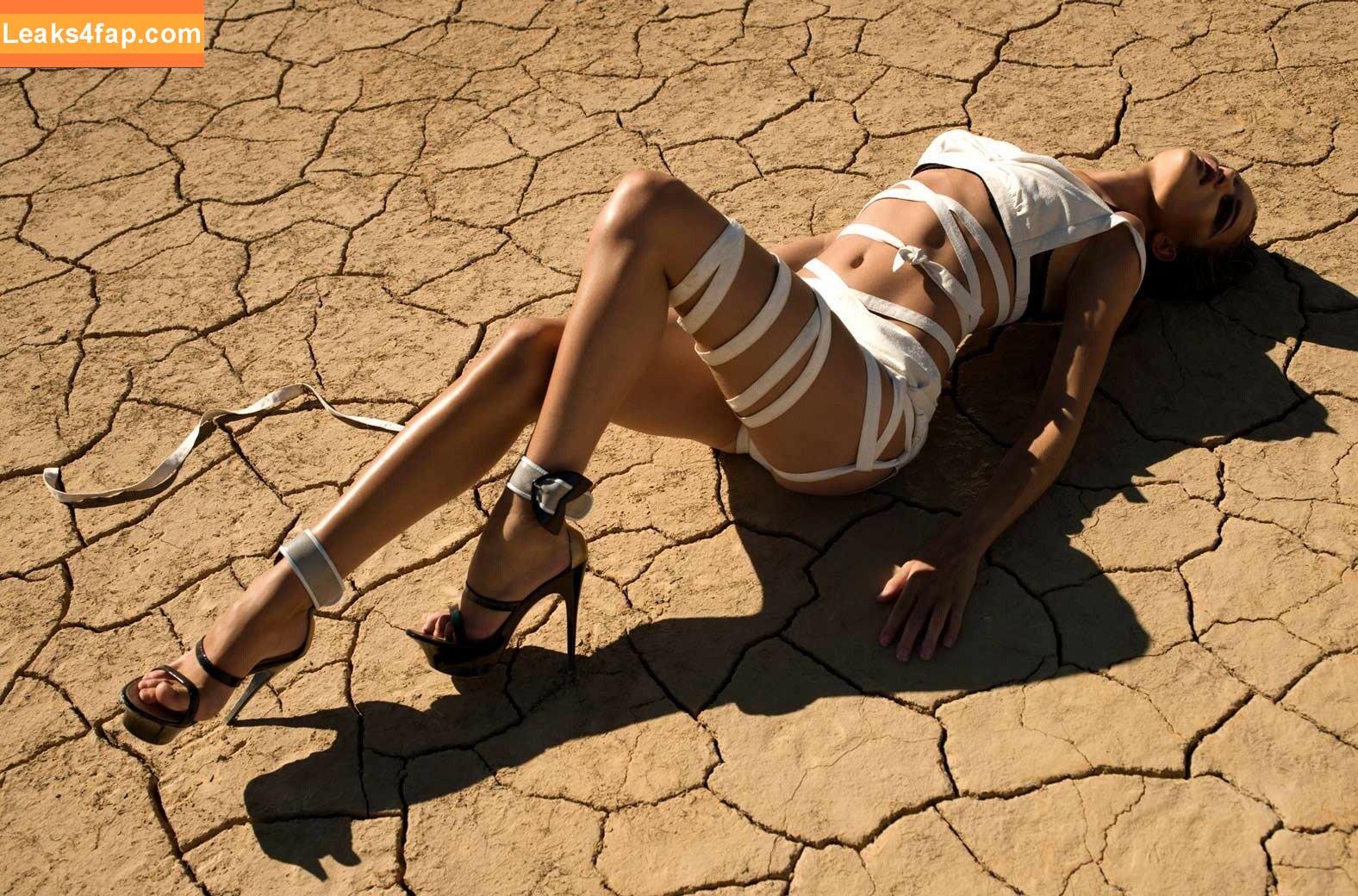 Rosie Huntington-Whiteley / rosiehw слитое фото фото #0223