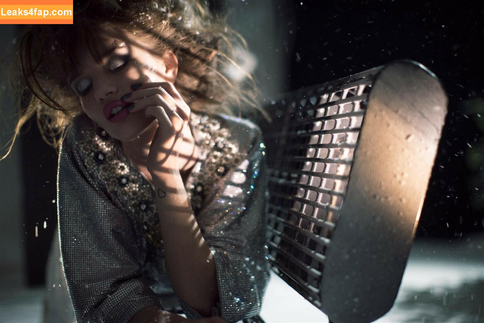 Rosie Huntington-Whiteley / rosiehw слитое фото фото #0287