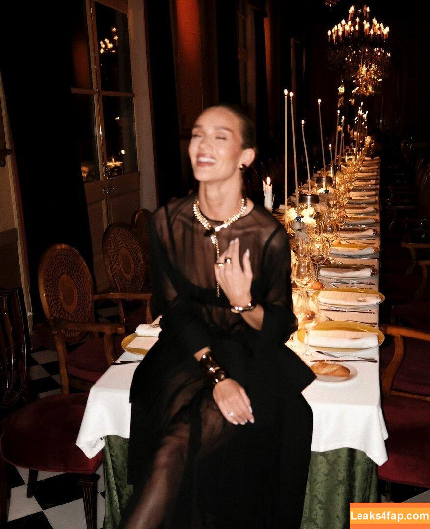 Rosie Huntington-Whiteley / rosiehw leaked photo photo #0958