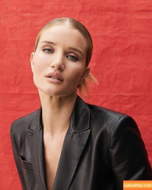 Rosie Huntington-Whiteley фото #0026