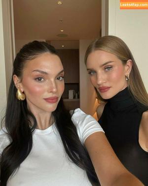 Rosie Huntington-Whiteley фото #0081