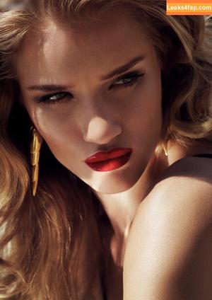 Rosie Huntington-Whiteley photo #0633