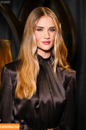 Rosie Huntington-Whiteley photo #0890