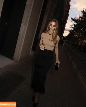 Rosie Huntington-Whiteley photo #0943