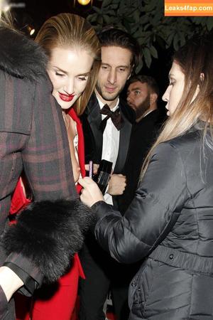 Rosie Huntington-Whiteley photo #0954